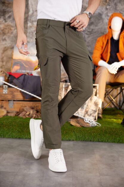 Sporty stylish cargo trousers